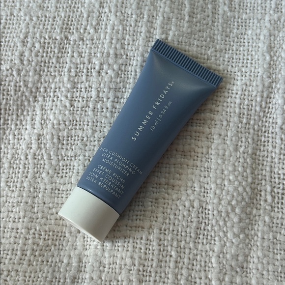 Summer Fridays Other - ⭐️ 5 for $20 - New Summer Fridays Rich Cushion Cream Sample - .34oz